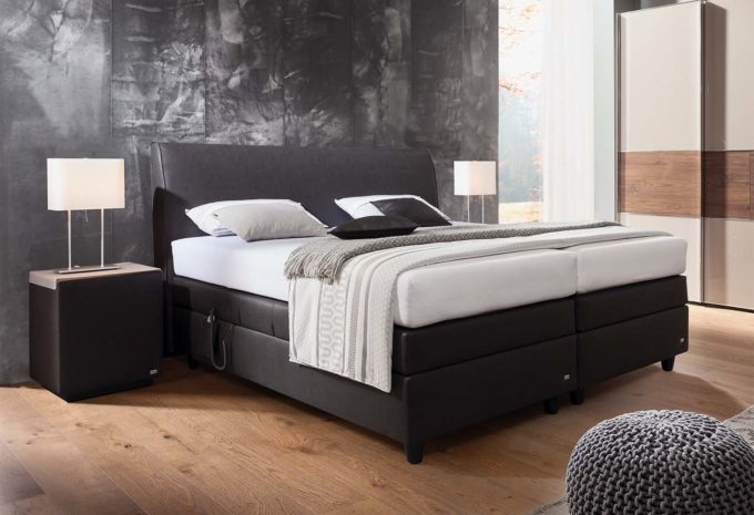 MÖBELSCHAU Boxspringbett