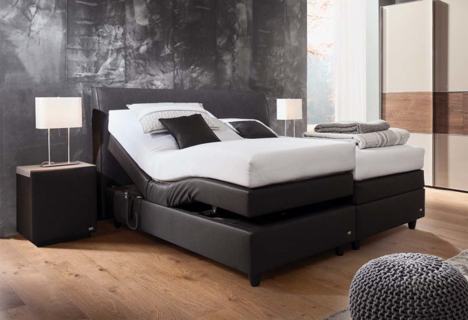 MÖBELSCHAU Boxspringbett