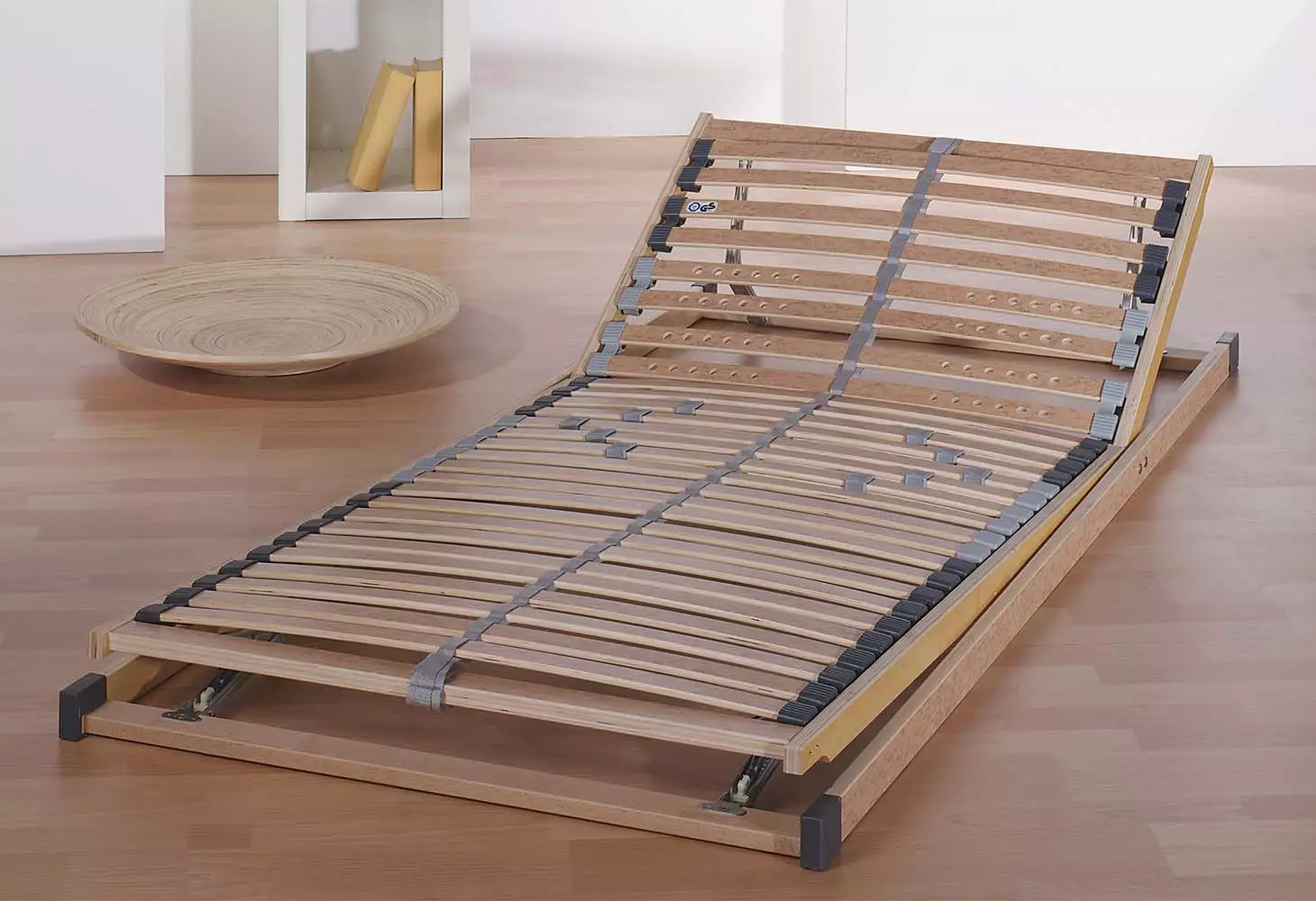 MÖBELSCHAU Federholzrahmen