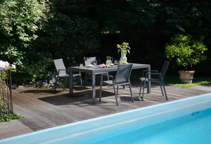 MÖBELSCHAU Gartentisch Aluminium anthrazit matt